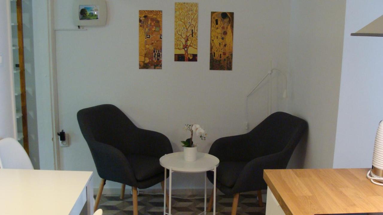 Apartma Nadja With Private Parking Ljubljana Exteriör bild