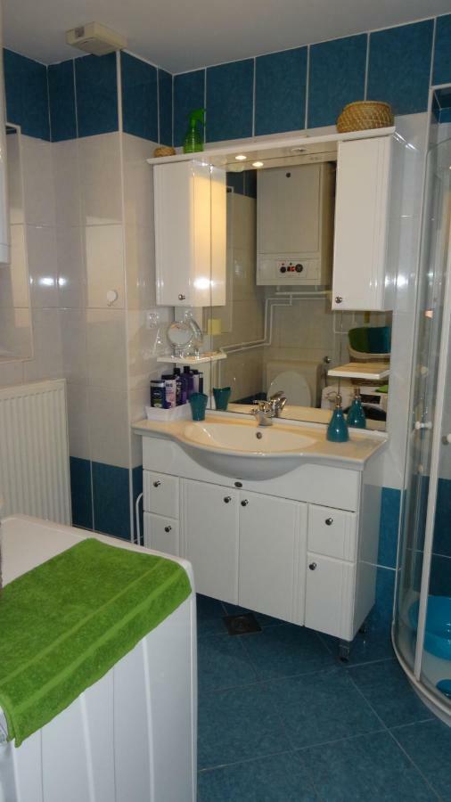Apartma Nadja With Private Parking Ljubljana Exteriör bild