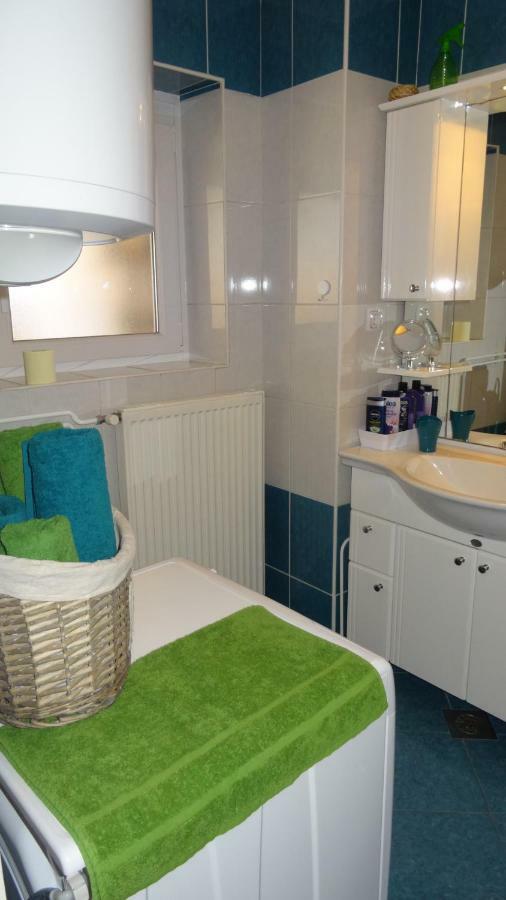 Apartma Nadja With Private Parking Ljubljana Exteriör bild