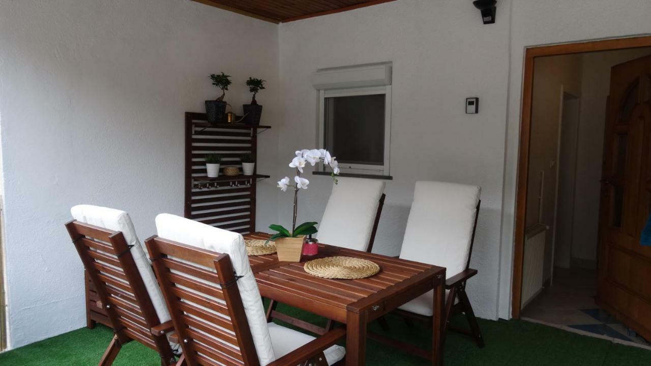 Apartma Nadja With Private Parking Ljubljana Exteriör bild